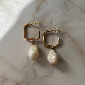 TAWI EARRINGS