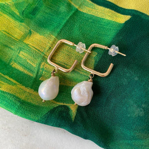 TAWI EARRINGS